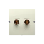 SIMON BASIC WMUG-010002-9011 Gniazdo głośnikowe pojedyncze -1 kolumna głośnikowa (moduł). Przekrój przew. dla wyjścia 6 mm2. Mocowanie na wkręty do puszki; beż
